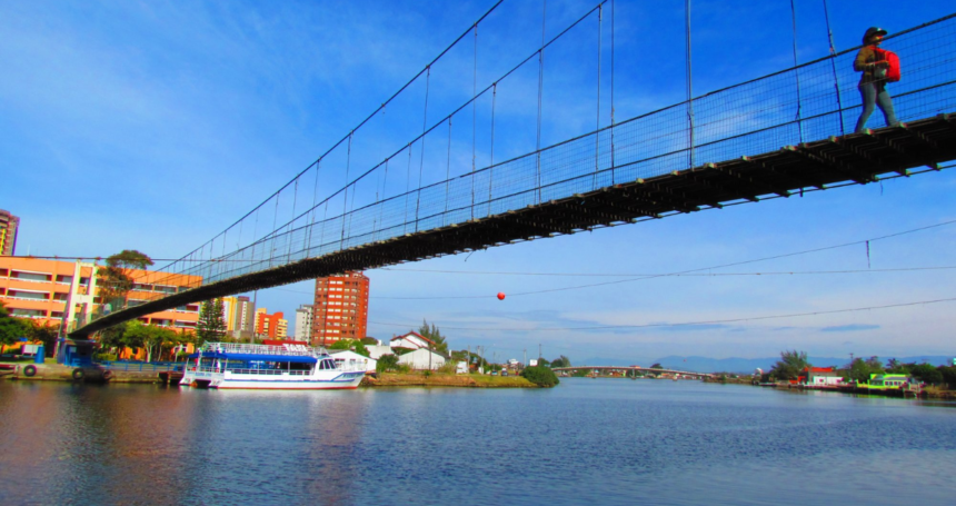 Ponte pênsil Torres