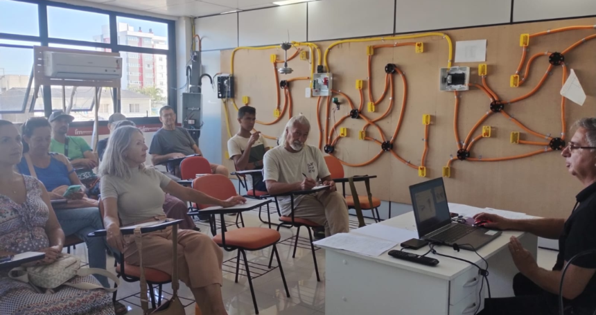 Curso de Eletricista encerra com sucesso em Torres