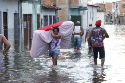 Torres prorroga prazo para vítimas das enchentes