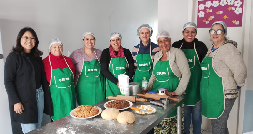 capacitação em massa de pastéis e pão de milho