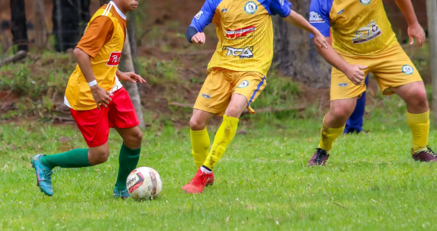 futebol de campo Torres